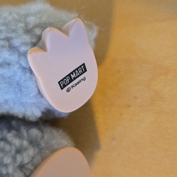 Labubu - Picture 4 of 4